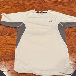 Under Armour Men's White and Gray Short Sleeve Tee